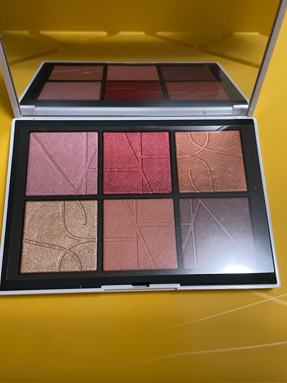 NARS All That Glitters Reflecting Cheek Palette Brand New!
